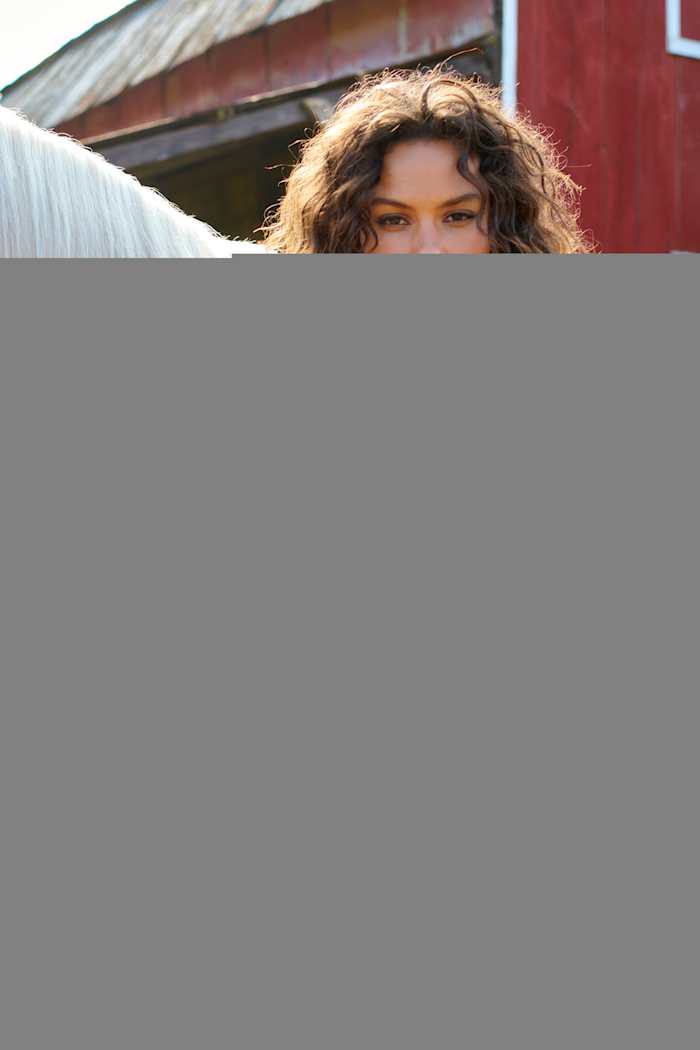 X163463_TK3_00441WMweb